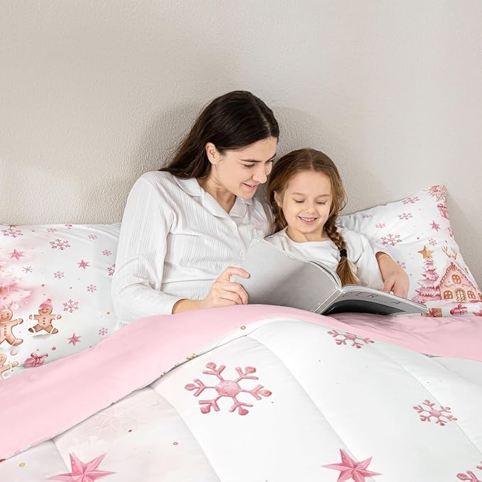 jejeloiu Kids Christmas Theme Comforter Set Queen Size Pink Xmas Gingerbread Man Bedding Set for Boys Girls Teens Candy House Snowflake Winter Happy New Year Duvet Quilt Room Decor