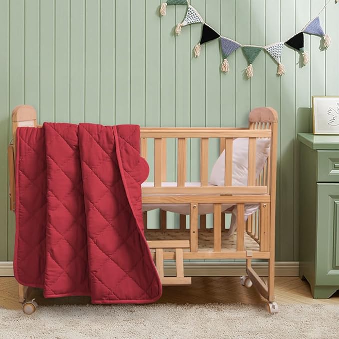 FLXXIE Machine Washable Microfiber Down Alternative Oversized Toddler Comforter, Super Soft and Lightweight Kids Crib Quilted Blanket for Stroller, Travel, 43x60 Inches, Red