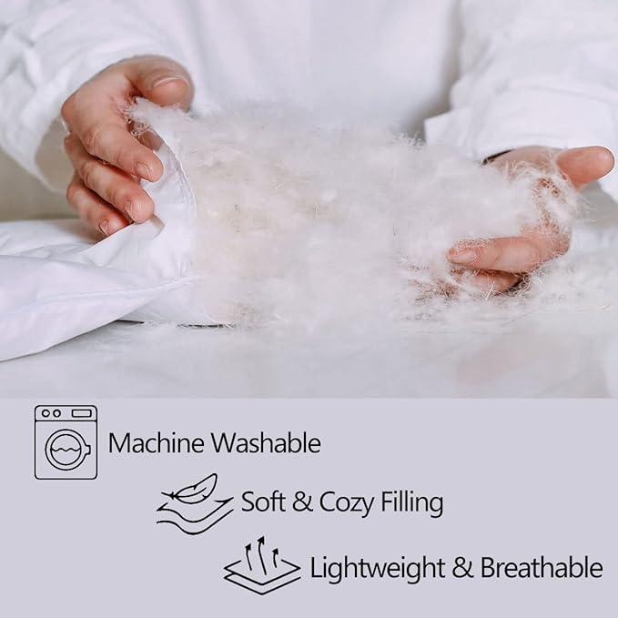 LUVIVIHOME 3PCS Merry Christmas Comforter Set King Size, Snowflake Cartoon Funny Cute Elk Deer Bedding, Xmas Christmas Bedroom Decor, Soft Microfiber White Red Quilt, 2 Pillow Shams