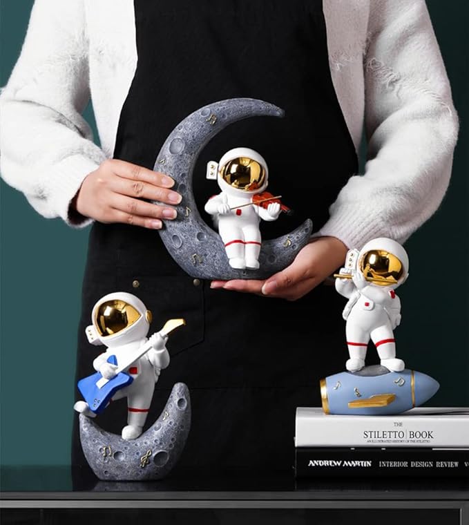 Paimuni Resin Astronaut Figurine Gold Flute Spaceman Statue for Desktop Bookshelf Office Living Room