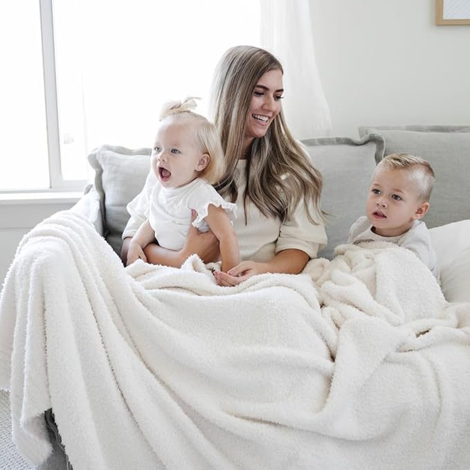 SARANONI Bamboni Luxury Throw Blanket | Oversized Super Soft Plush Home Decorative Comfy Blankets for Couch or Bed | Ivory - X-Large 60” x 80”