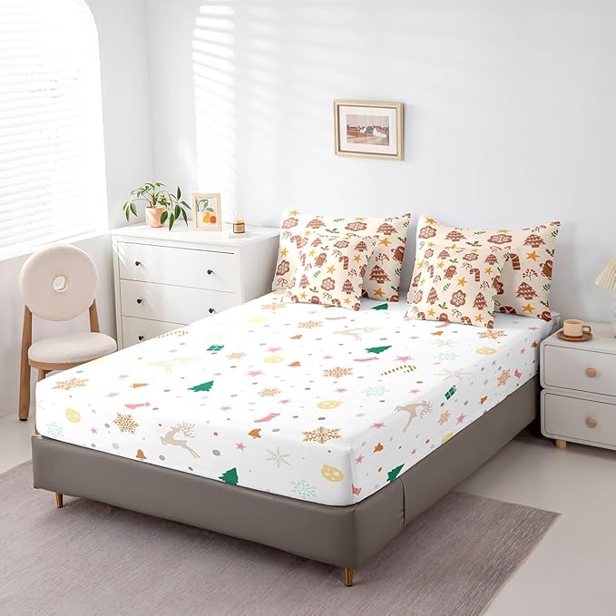 Merry Christmas Kids Bedding Set Xmas Theme Comforter Set with Sheets for Boys Girls Cartoon Gingerbread Man Christmas Tree Decor Bed in a Bag Brown Bed Set 7Pcs King Size