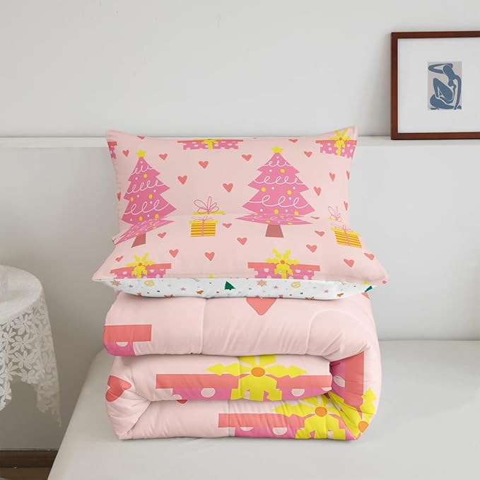 Erosebridal Merry Xmas Quilts Full Size Pink Christmas Tree Comforter Set Reversible Cartoon Style Bedding Set Happy New Year Duvet Insert for Boys Kids Bedroom Decor with 2 Pillow Cases
