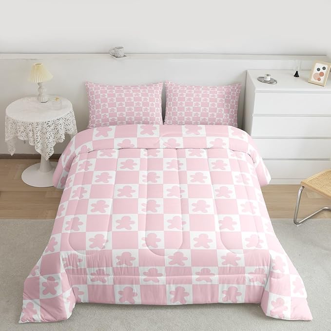 Feelyou Christmas Bedding Set Soft for Boys Girls,Checkered Comforter Set Full Gingerbread Man Duvet Quilt Microfiber Xmas Decorations Bedroom Decor Pink 3 Pcs with 2 Pillow Cases Soft Lightweight