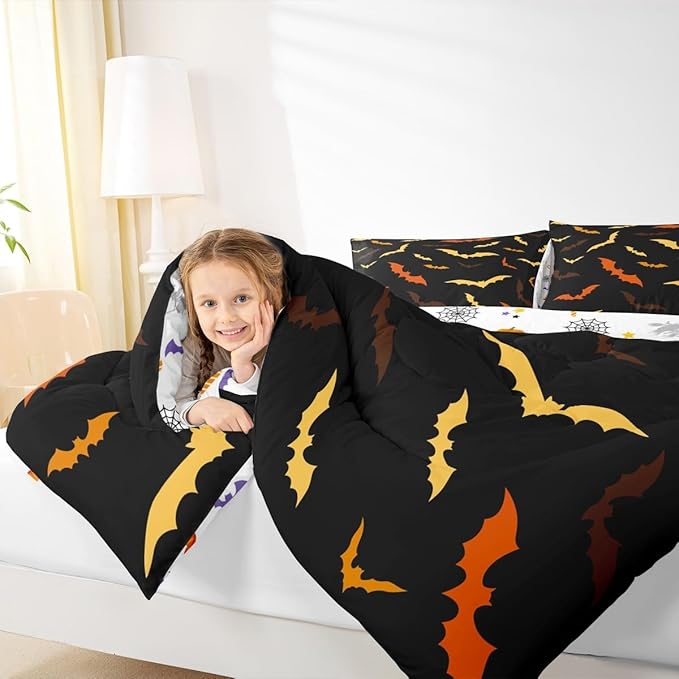 Erosebridal Bat Comforter Set for Kids Halloween Quilt Bats Animal Silhouette Bedding Set King Size Happy Holiday Gothic Style Bedding Comforter Sets with 2 Pillow Cases,Yellow and Orange