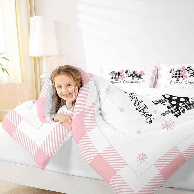 Manfei Merry Christmas Comforter Set King Size, Pink Plaid Xmas Trees Bedding Set 3pcs, New Year Cartoon Down Comforter for All Season, Kids Girls Santa Claus Bedroom Decor, 2 Pillowcases, No Sheets