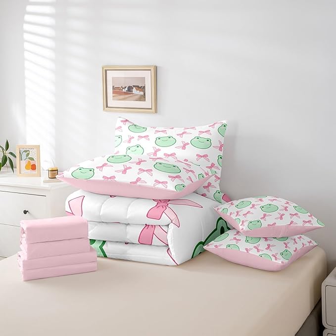 7 Pieces Pink Bowknot Comforter Set Full,Cartoon Frog Bow Tie Butterfly Knot Princess Bedding Set,Geometric Patchwork Cute Sweet（Comforter+Fitted+Flat Sheet+2 Pillowcases+2 Throw Pillow Covers）