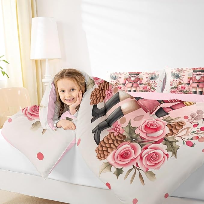 Feelyou Christmas Decor Nutcrackers Comforter Set All Season Pink Christmas Bedding Set with 1 Pillow Cases Funny Nutcracker Kids Toddler Bedclothes Rose Decor Berries Duvet Quilt Soft Lightweight