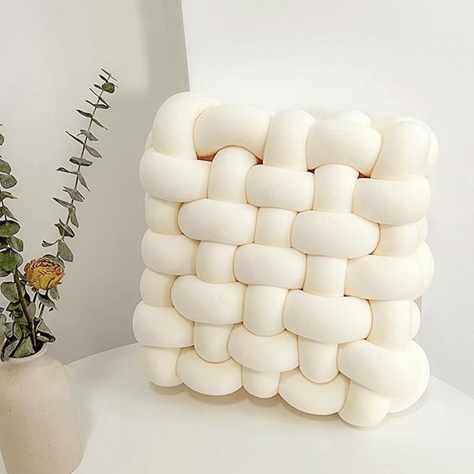 Velvet Chunky Yarn Bulky Giant Arm Knitting Yarn, Super Soft Jumbo Tube Weight, Fluffy DIY Crochet Hand Making Washable for Blanket, Pet Bed, Rugs Pillow (2.2lb-Milk White)