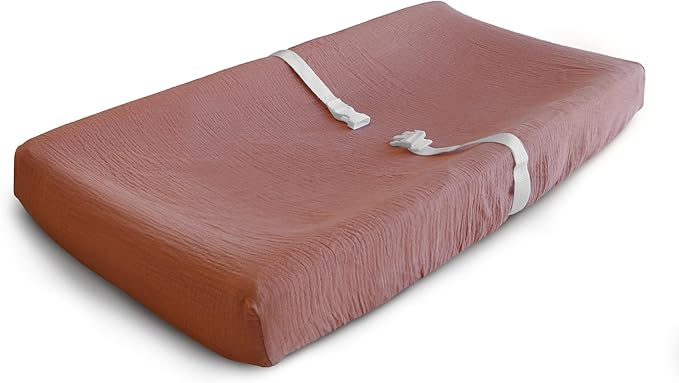 mushie Extra Soft Muslin Fitted Changing Pad Cover (Cedar)