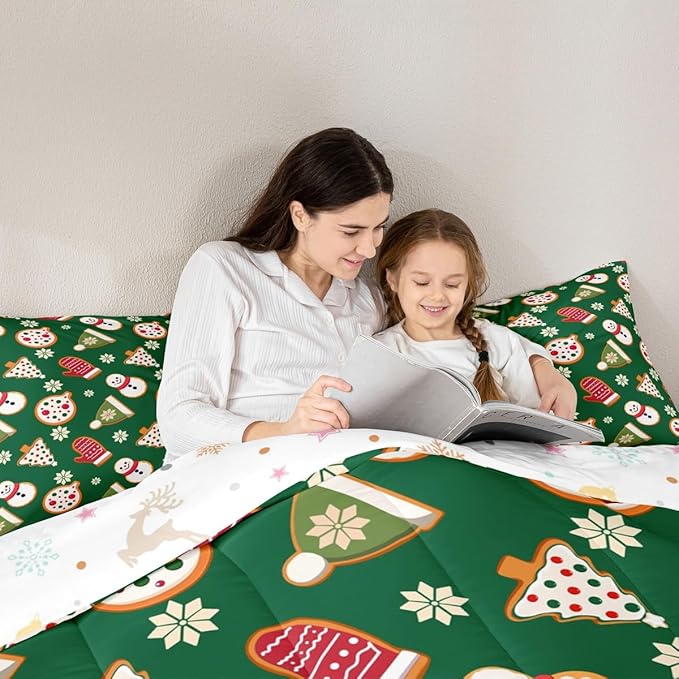 Feelyou Merry Christmas Comforter Set King Size Snowman Bedding Set for Kids Boys Girls Gloves Cookies Duvet Quilt Snowflake Bedroom Decor Microfiber 3 Pcs with 2 Pillow Cases