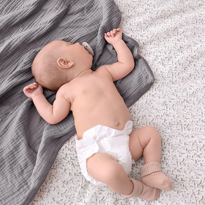 Lulu moon Muslin Quilt Blanket, Crib Blanket for Baby and Toddler,47x47 Inches(Gray)