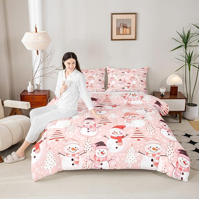 Manfei Christmas Comforter Set Full Size, Snowman and Xmas Trees Down Comforter with 2 Pillowcases, New Year Pink Bedding Set 3pcs for Kids Girls Adults Bedroom Decor Lightweight Duvet Insert