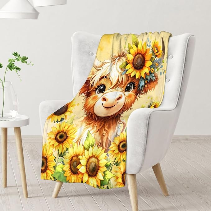 Blanket for Women - 50" x 60" Inches Cute Highland Cow Throw Blanket Gift for Teens - Yellow Lightweight Warm Blankets for Couch, Bed & Travel