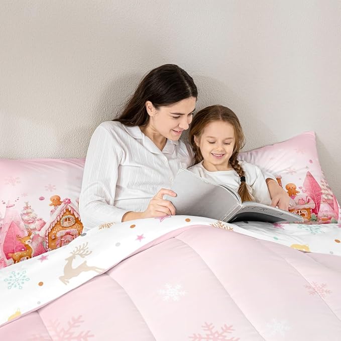 jejeloiu Kids Christmas Theme Comforter Set Twin Size Cute Deer Gingerbread Man Bedding Set for Boys Girls Teens Pink Xmas Tree Candy House Snowflake Winter Duvet Quilt Room Decor