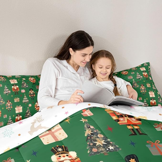 jejeloiu Xmas Nutcracker Comforter Set Full Size Christmas Green Bedding Set for Kids Boys Girls Cute Snowflakes Duvet Quilt Bedroom Decor