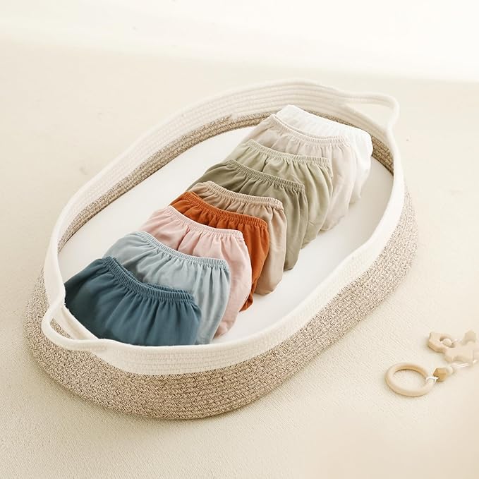 GRSSDER Stretchy Ultra Soft Fitted Bassinet Sheet 2 Pack, Universal Fit for Bassinets Baby Cradle Moses Basket Oval Rectangle Mattress Safe and Snug, Jersey Bassinet Sheets for Baby, Tan & Brown
