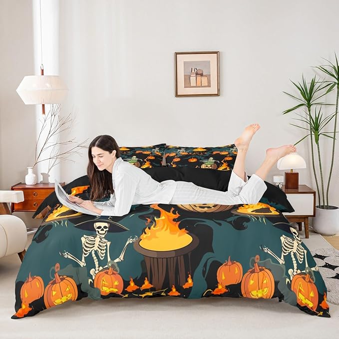 Feelyou Halloween Bedding Set for Kids Horror Skull Skeletons Comforter Cover Set Ghost Duvet Cover Pumpkin Lantern Bats Pattern Bedroom Decor Bedspread Cover Twin Size Bedding Collection 2Pcs