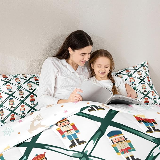 Feelyou Cute Nutcracker Bedding Set Soft for Boys Girls,Green Lattice Pattern Comforter Set Queen Size Colorful Duvet Quilt Microfiber Funny Soldier Bedroom Decor Kawaii 3 Pcs with 2 Pillow Cases