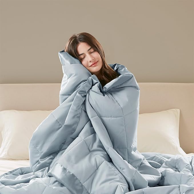 Madison Park Windom Down Alternative Blanket, Premium 3M Scotchgard Moisture Wicking Treatment, Lightweight and Soft Bed Cover For All Season, Satin Trim, Blue King