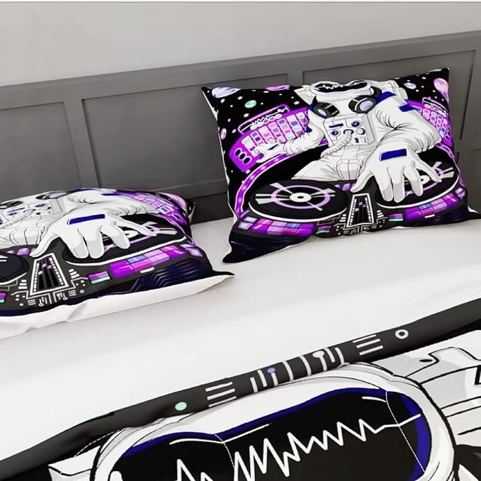 kxry Space Astronaut Galaxy Comforter Sets Queen Size Outer Space Themed Bedroom Decor Bedding Sets Black and Purple Bedding Quilt for Kids Teen Girls 1 Comforter+ 2 Pillowcases