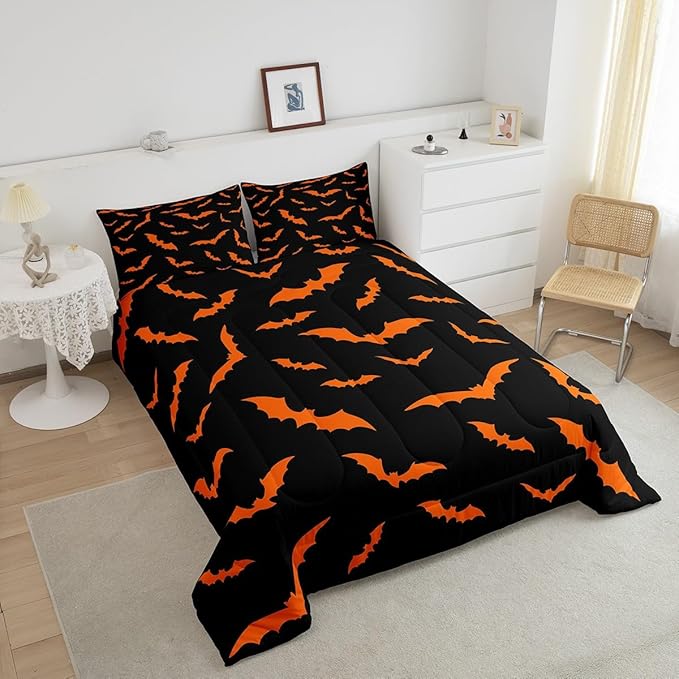 Erosebridal Happy Halloween Quilt Full Size for Kids Boys Bats Animal Silhouette Comforter Set Orange Bats Animal Bedding Set Gothic Spooky Down Comforter with 2 Pillow Cases