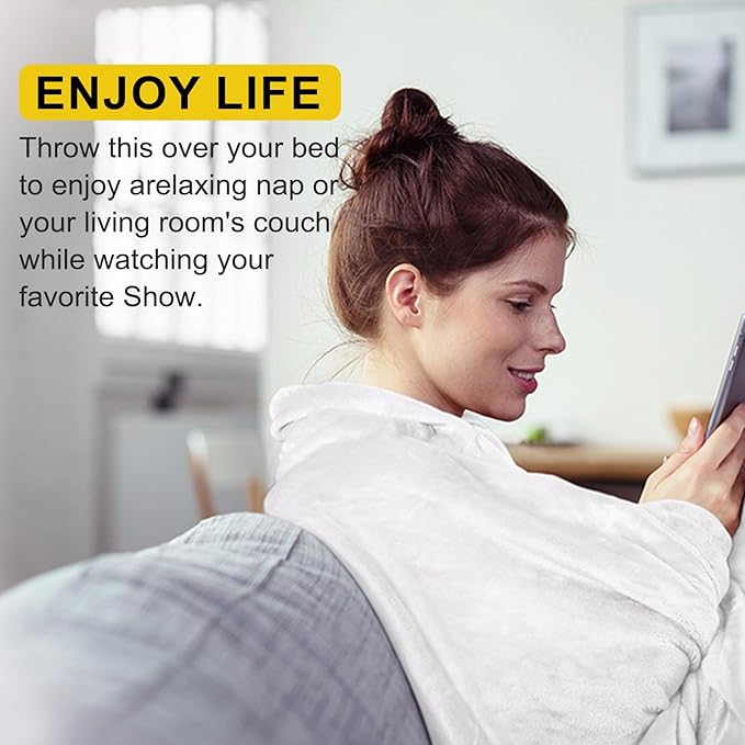 Moose Blanket Gifts for Women Girls Soft Warm Lightweight Cozy Vintage Animal Forest Mooses Throw Blankets for Bed Sofa Couch Living Room Decor 50x40in