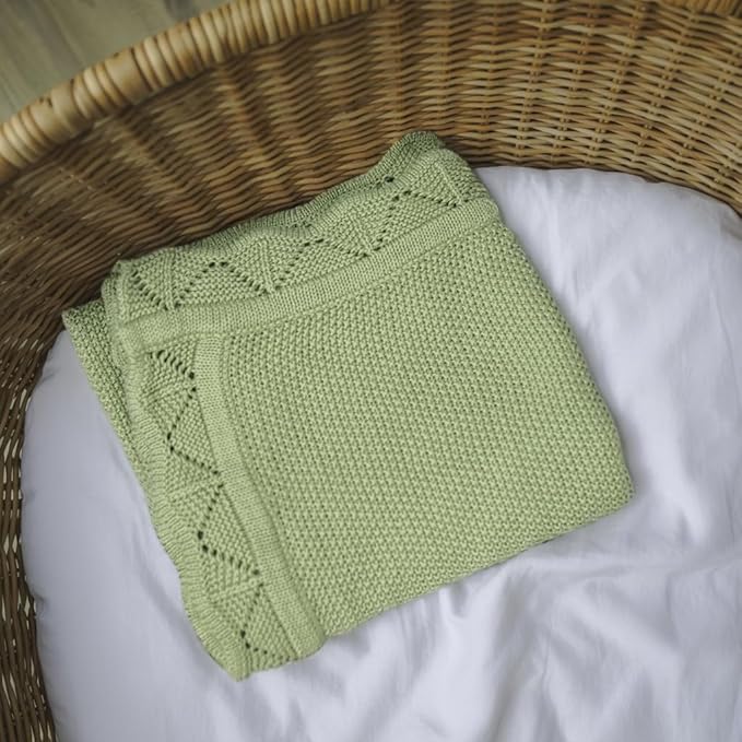 Baby Knit Blanket Soft Breathable Cotton Scallop Border Blankets Newborn Knitted Blanket Swaddle Blankets Gifts for Baby Newborn Toddler Shower Boy Girl New Mom Birthday Christmas SG 28x36