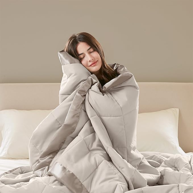 Madison Park Windom Down Alternative Blanket, Premium 3M Scotchgard Moisture Wicking Treatment, Lightweight and Soft Bed Cover For All Season, Satin Trim, Grey King