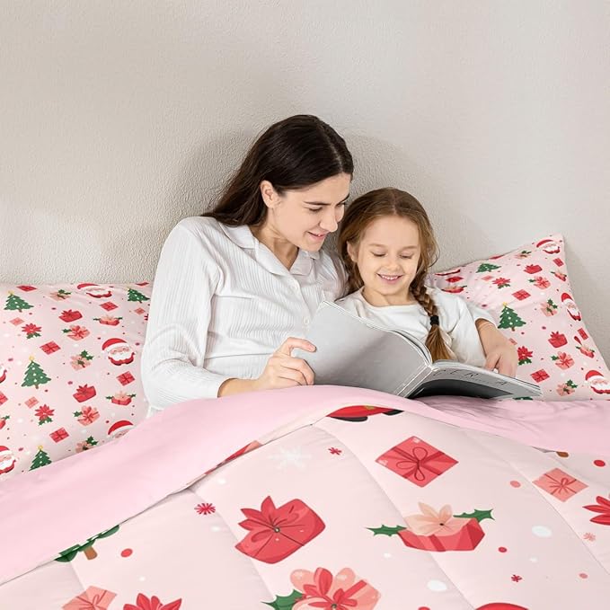 Feelyou Christmas Decor Bedding Set Soft for Boys Girls, Santa Claus Comforter Set King Size Xmas Duvet Quilt Microfiber Christmas Decor Bedroom Decor 3 Pcs with 2 Pillow Cases