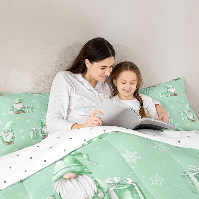 Feelyou Green Christmas Comforter Set All Season Scandinavian Christmas Santa Gnomes Bedding Set with 1 Pillow Cases Xmas Snowflake Kids Toddler Bedclothes Bedroom Decor Breathable Soft