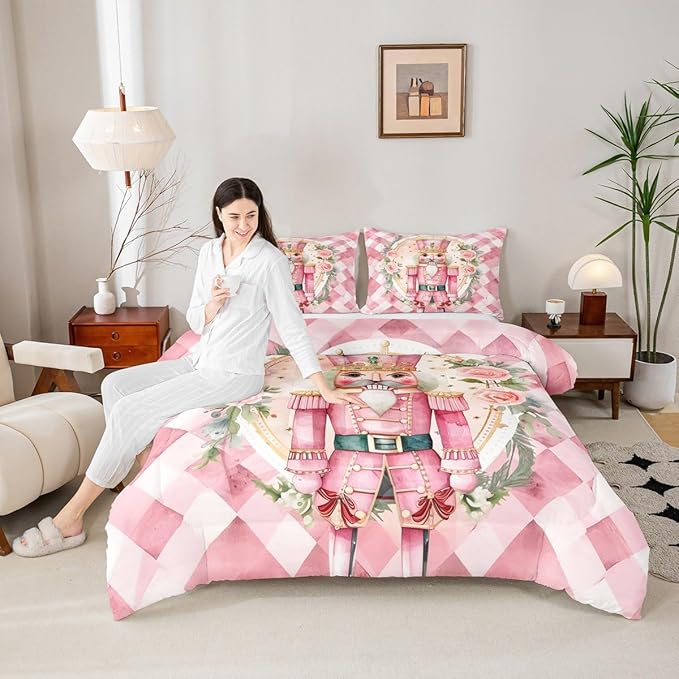 Feelyou Christmas Comforter Set All Season Pink Nutcrackers Bedding Set with 2 Pillow Cases Rose Kids King Bedclothes Floral Bedroom Decor Funny Nutcracker Duvet Quilt Breathable Soft Lightweight