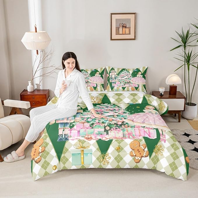 jejeloiu Christmas Nutcracker Comforter Set King Size Gingerbread Man Bedding Set for Kids Boys Girls Xmas Tree Duvet Quilt Green Bedroom Decor