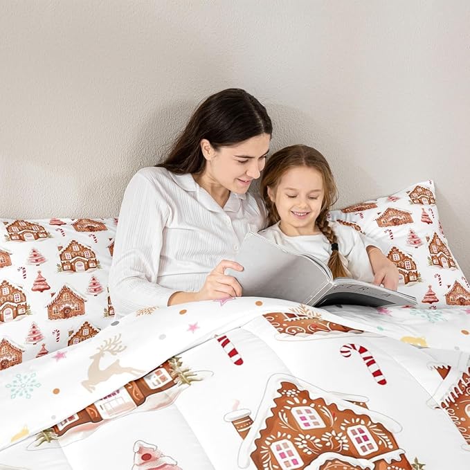 Feelyou Merry Christmas Comforter Set Toddler Size Gingerbread House Bedding Set for Kids Boys Girls Xmas Tree Duvet Quilt Candy Cane Bedroom Decor Microfiber 2 Pcs with 1 Pillow Cases