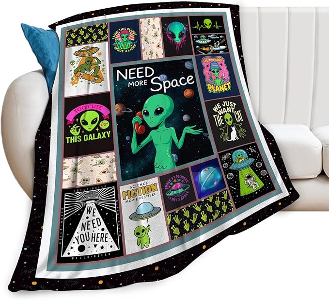 Green Alien Fleece Blanket Funny Universe Throw Blankets for Girls Boys Super Soft Warm Flannel Cool Throws Gifts for Men Women Cozy Fuzzy Plush Stuffed Couch Bed Bedding Decor 60"x50"