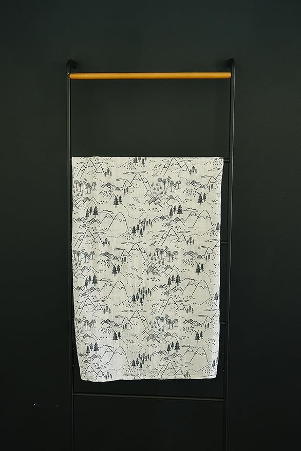 Mebie Baby Summit Muslin Swaddle, Modern and Neutral Swaddle Blanket for Baby Girl or Boy, Soft Baby Blankets, Newborn Swaddle Blanket, 0-3 Month, Comfy Wrap, Baby Essentials & Gifts