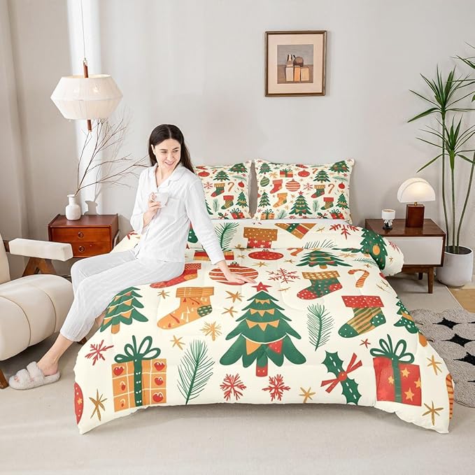 Feelyou Christmas Comforter Set All Season Xmas Tree Bedding Set with 2 Pillow Cases New Year Gift Microfiber Kids King Bedclothes Christmas Stockings Bedroom Decor Duvet Quilt Breathable Soft