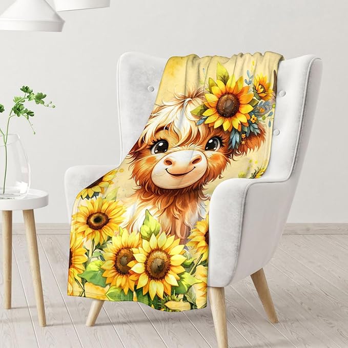 Highland Cow Blanket for Kids - 30" x 40" Inches Cute Farm Animal Throw Blanket Gifts - Yellow Lightweight Cozy Blankets for Sofa, Lap & Office