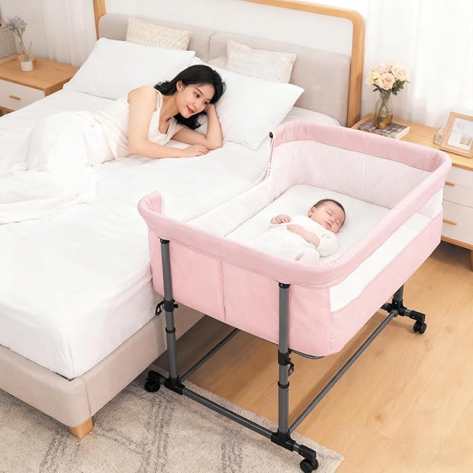 MTWML Twin Bassinet for 2 Babies,Portable Twins Crib with Storage Bag and Replaceable Mattress Cover,Adjustable Height Double Bedside Crib Attaches to Bed with Strap for 0-6 Months (Pink)