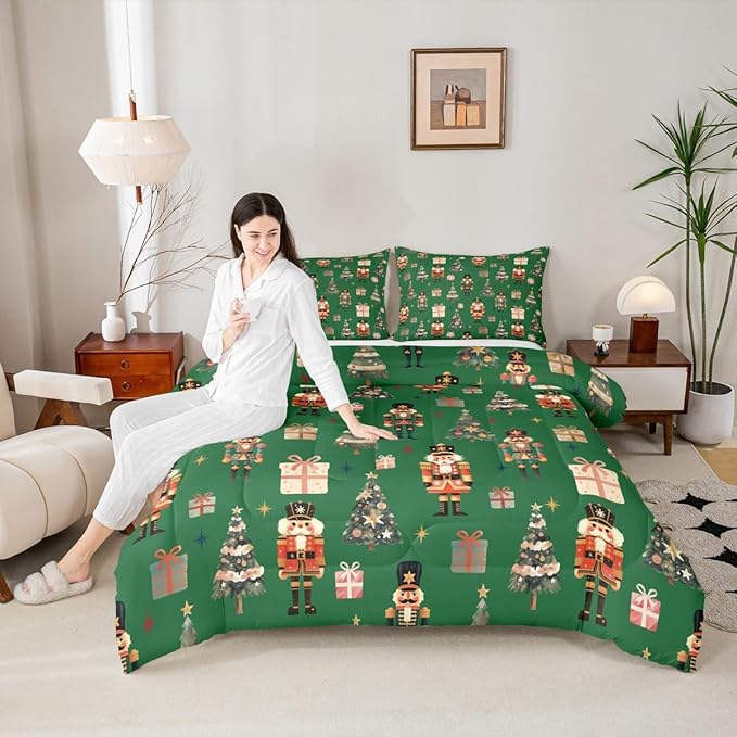 jejeloiu Xmas Nutcracker Comforter Set King Size Christmas Green Bedding Set for Kids Boys Girls Cute Snowflakes Duvet Quilt Bedroom Decor