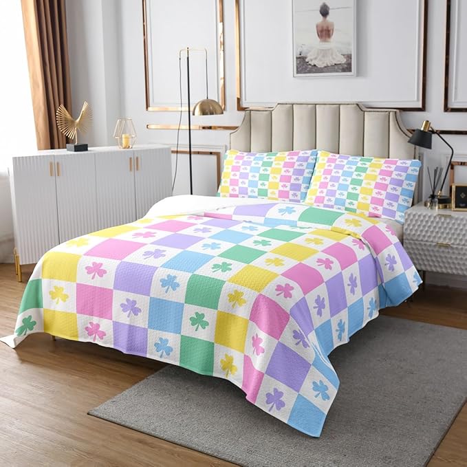 Manfei Lucky Clover Kids Bedspread King Size,Colorful Geometric Checkered Grids Coverlet Set,Girls Women Room Decor,Four Leaf St. Patrick's Day Quilted Coverlet,Kawaii Bedding Quilt,2 Pillowcases