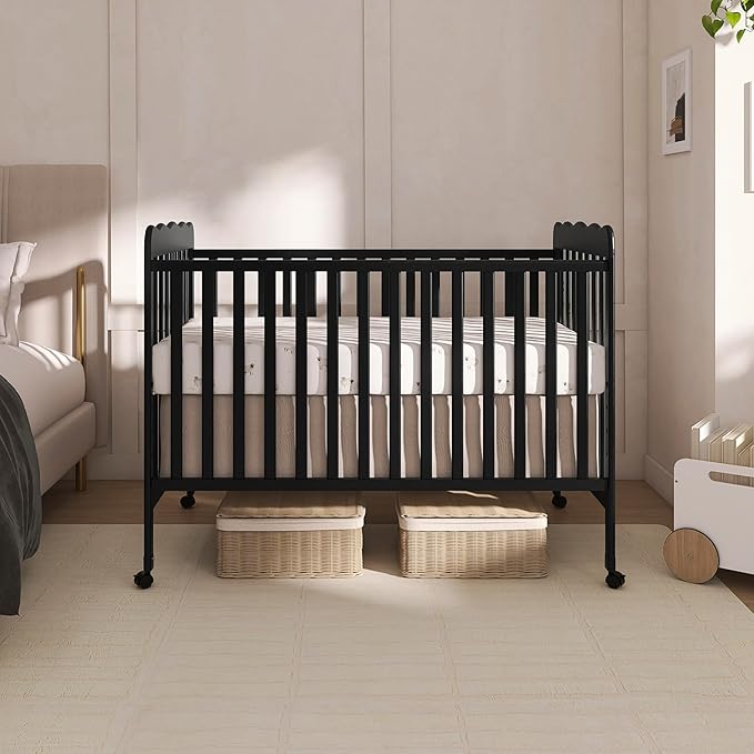 Dream On Me Carson Classic 3-in-1 Convertible Full-Size Baby Crib in Black, GreenGuard Gold & JPMA, 4 Mattress Heights, Converts to Day & Toddler Bed, Locking Wheels, Classic Nursery Design