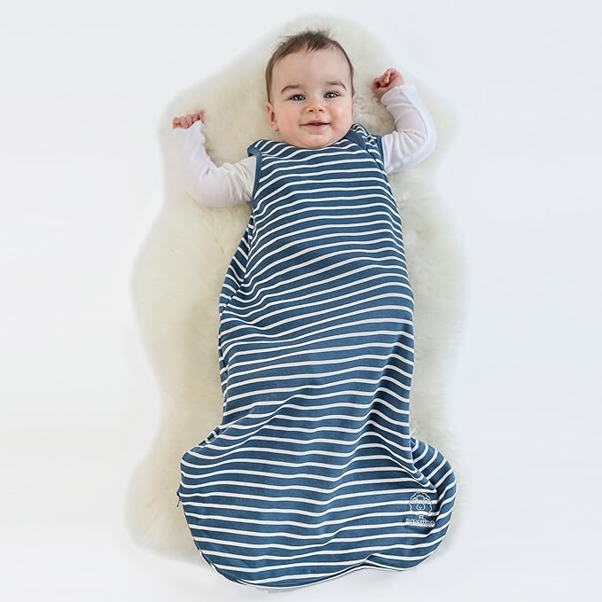 Woolino Merino Wool and Organic Cotton Baby Sleep Bag - 4 Season Classic Sleep Sack - Two-Way Zipper Sleeping Bag for Baby and Toddler - 0-6 Months - Navy Blue
