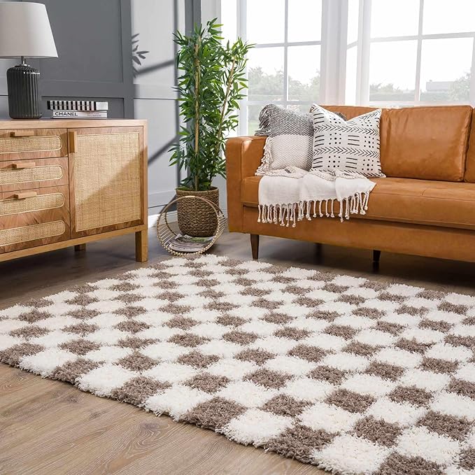 BoutiqueRugs Atira Modern Checkered Shag Area Rug - High Pile Fluffy Shaggy Carpet - for Entryway, Living Room, Nursery, Playroom, Girls Boys Room - Brown, Cream, White, Taupe - 4' x 6'