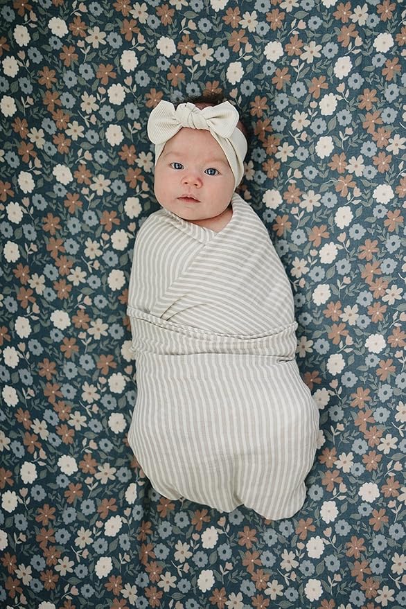 Mebie Baby Taupe Stripe Muslin Swaddle, Modern and Neutral Swaddle Blanket for Baby Girl or Boy, Soft Baby Blankets, Newborn Swaddle Blanket, 0-3 Month, Comfy Wrap, Baby Essentials & Gifts