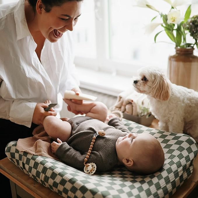 mushie Extra Soft Muslin Fitted Changing Pad Cover (Olive Check)