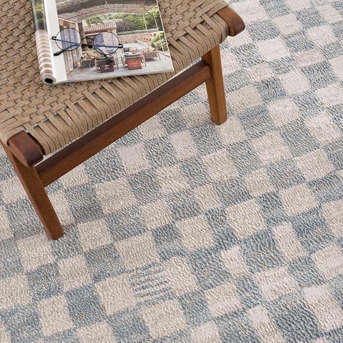 Hauteloom Benjy Living Room, Bedroom Area Rug - Farmhouse - Cream, Silver Blue - 5'3" x 7'