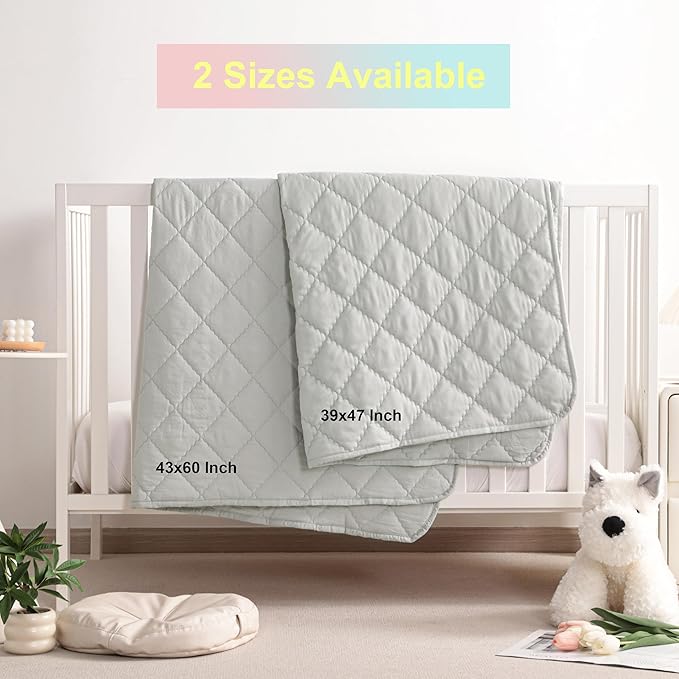 BEDSUM 100% Brushed Microfiber Down Alternative Toddler Comforter, Ultra Soft Lightweight and Warm Breathable Crib Quilted Blanket for Nursery Stroller Bed, 43x60 Inches, Light Grey