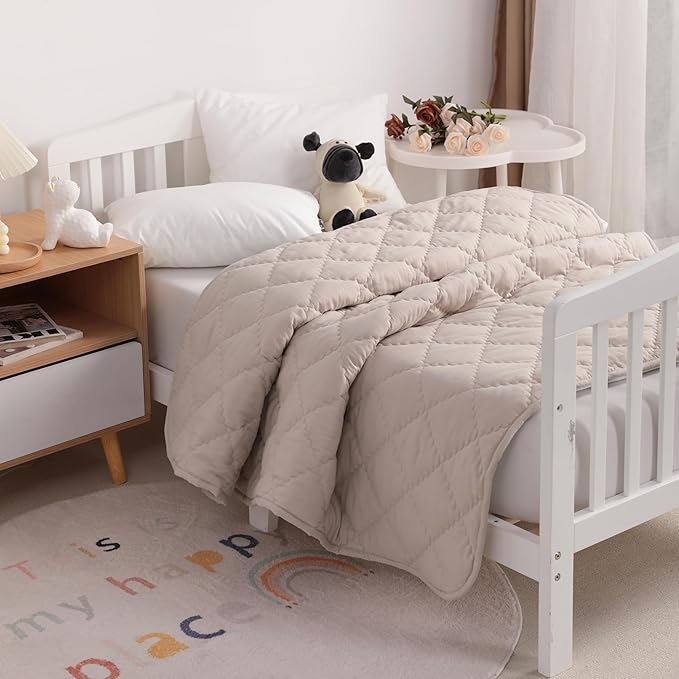 FLXXIE Machine Washable Microfiber Down Alternative Toddler Comforter, Super Soft and Lightweight Kids Crib Quilted Blanket for Stroller, Travel, 39x47 Inches, Light Taupe