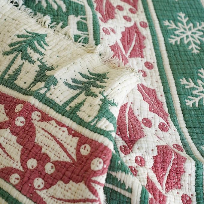 Christmas Muslin Comforter – Cotton Muslin Blanket with Soft Fiber Filling, Breathable & Cozy Muslin Throw Blanket, Reversible Holiday Quilt (Merry Christmas, Queen (U.S. Standard))